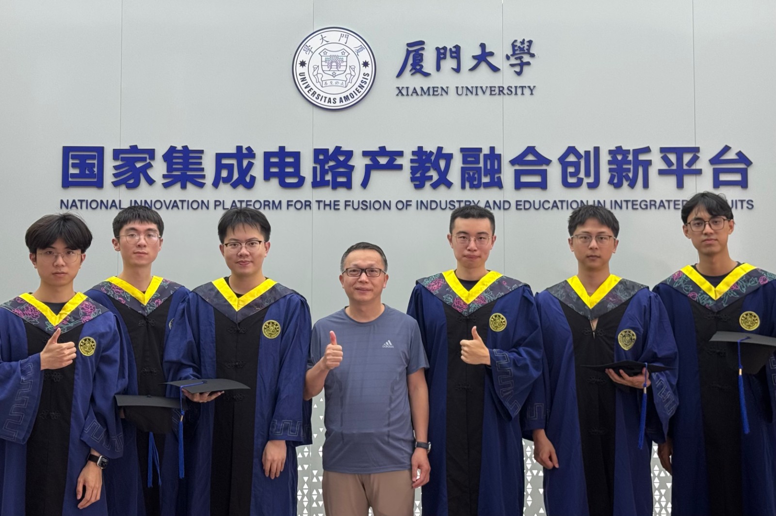 毕业生图片_11.jpg