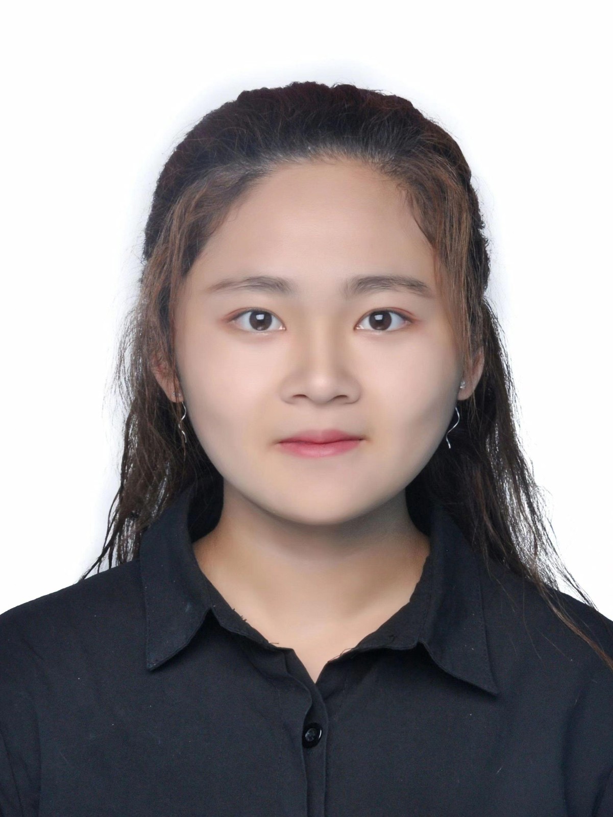 王雪怡.jpeg